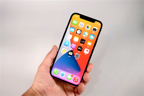 卢龙苹果手机维修分享iOS 14.2修订版已到，专属iPhone 12系列 